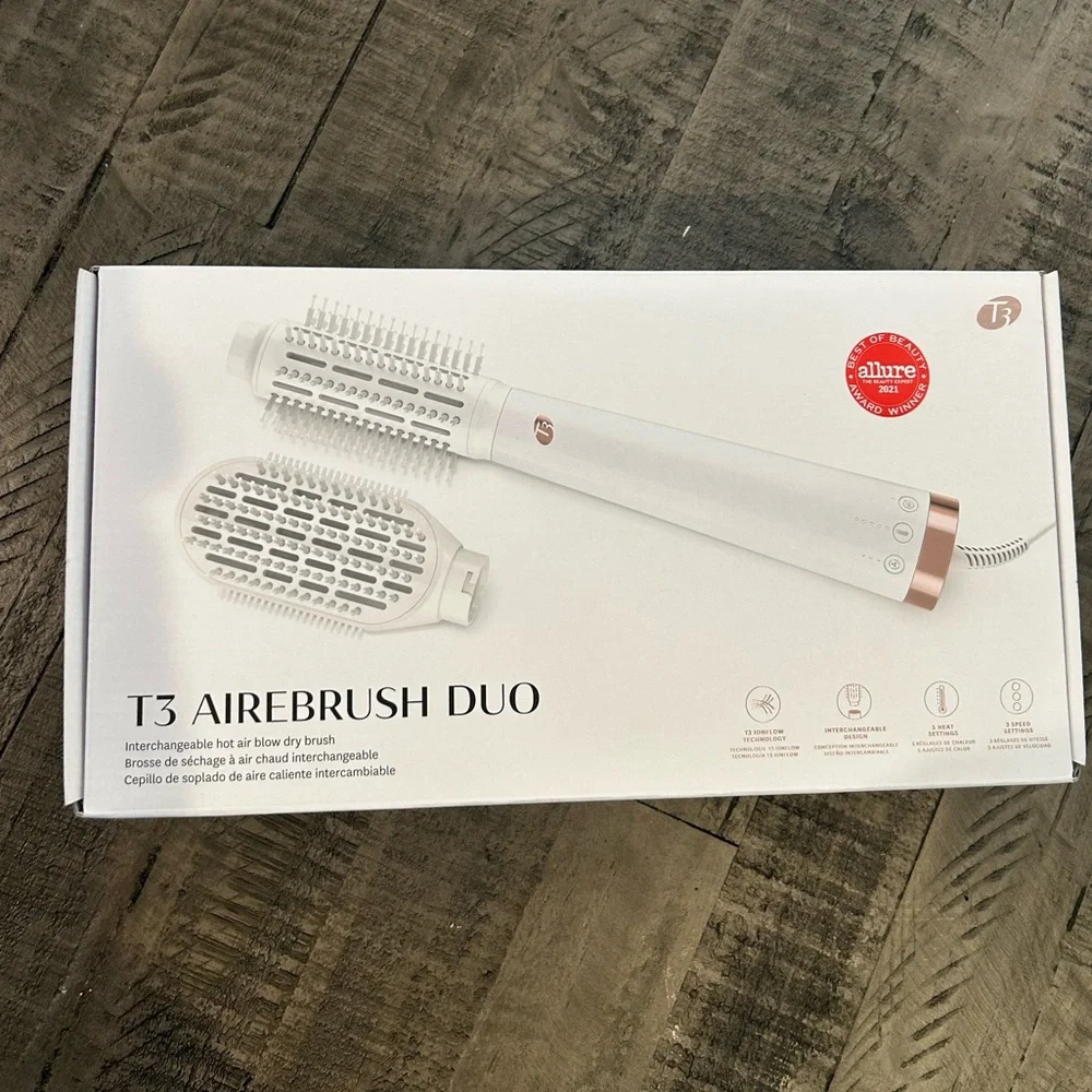 T3 Airebrush Duo Hot Air Brush in White with Rose Gold Accents